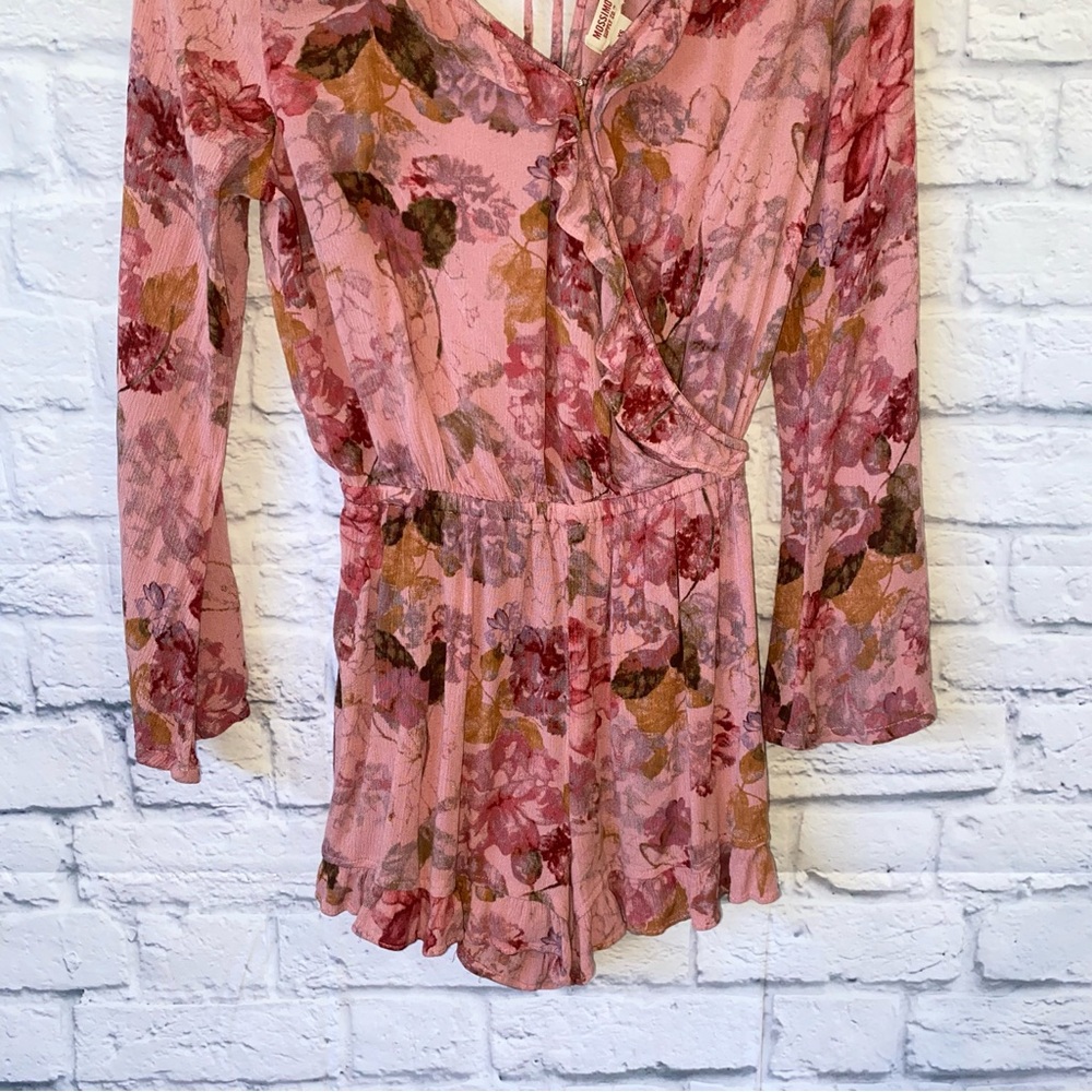 Floral Target Romper - Picture 3 of 7